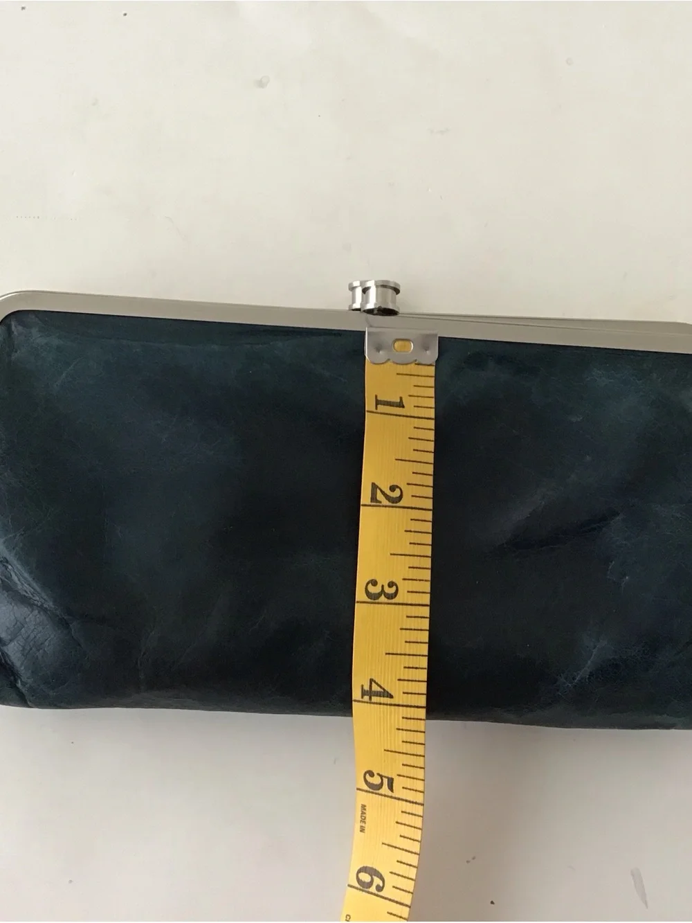 HOBO Lauren Clutch Leather Wallet Forest Green W/clasp & Magnetic Closure